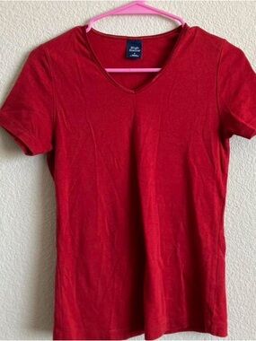High Sierra Red V-Neck Short Sleeve Tee